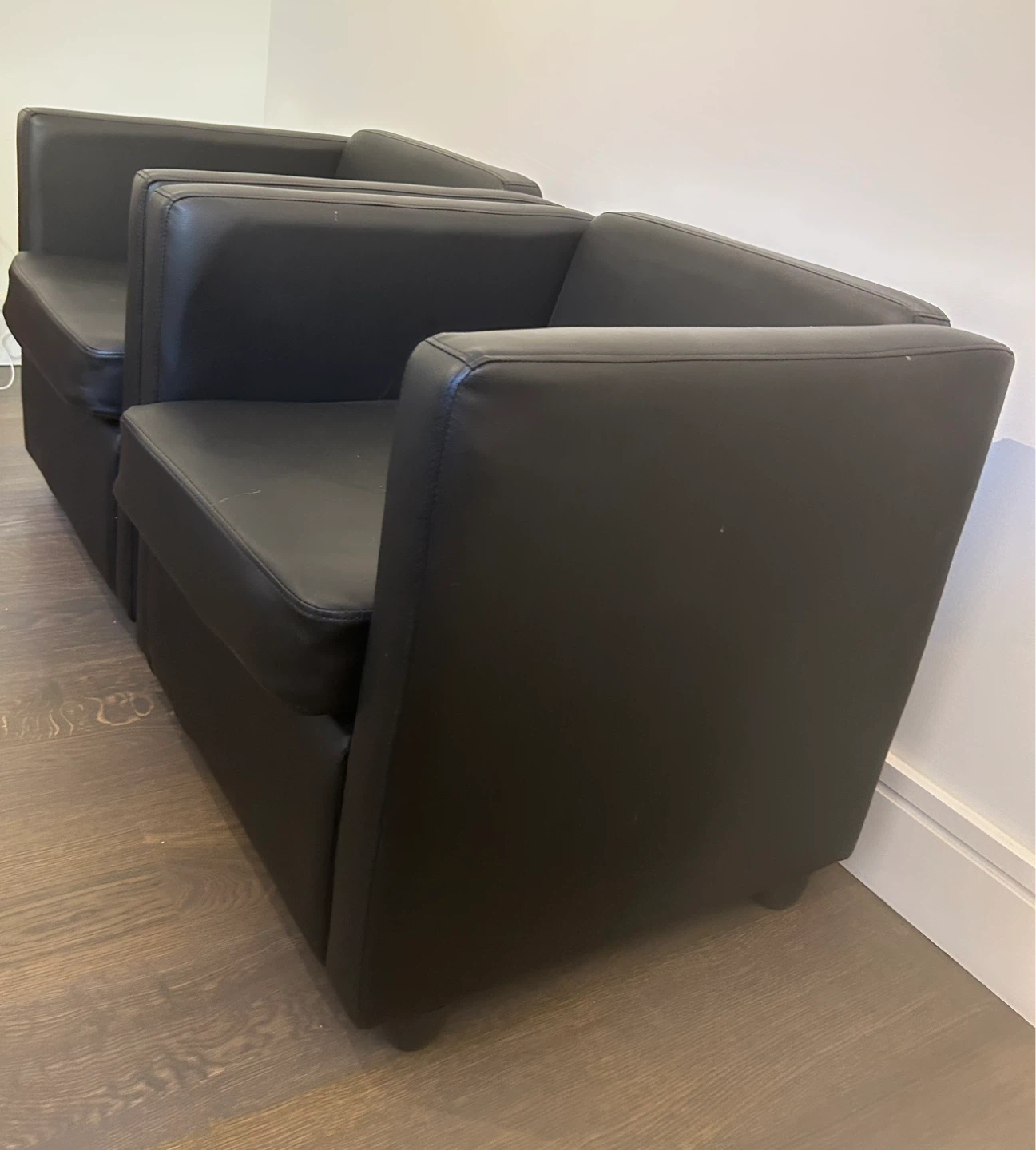 Set of 2 Black Faux Leather Armchairs - photo 2