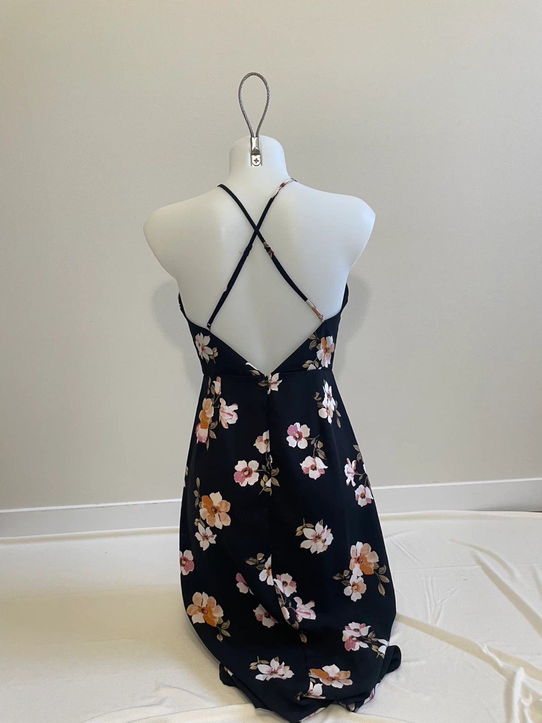 Dynamite Floral Halter Neck Dress size XS - photo 2