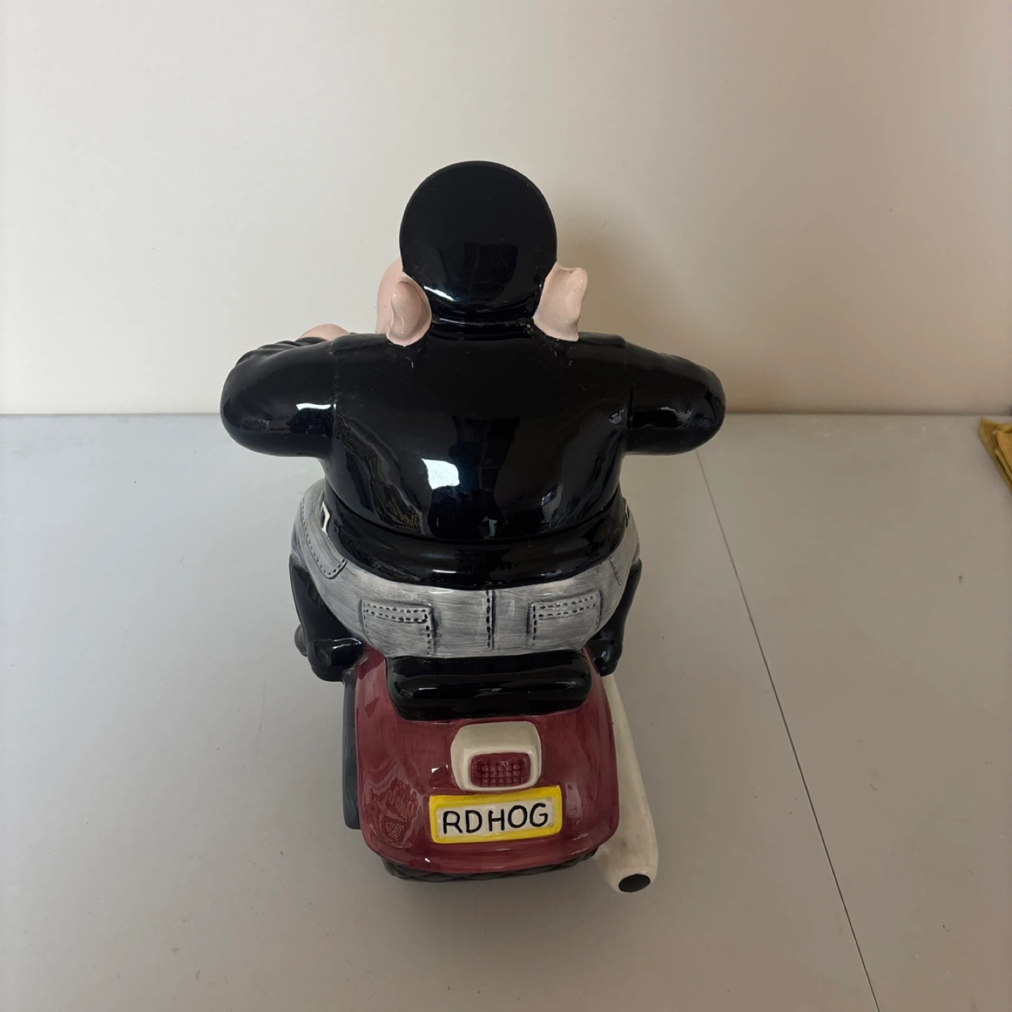 Ceramic Pig Biker Cookie Jar - photo 3