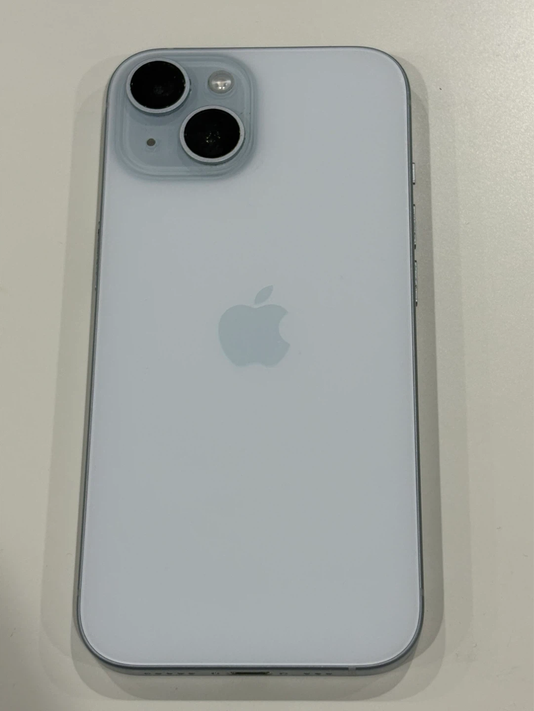 iPhone 15 128GB – 84% Battery – Unlocked – Sky Blue