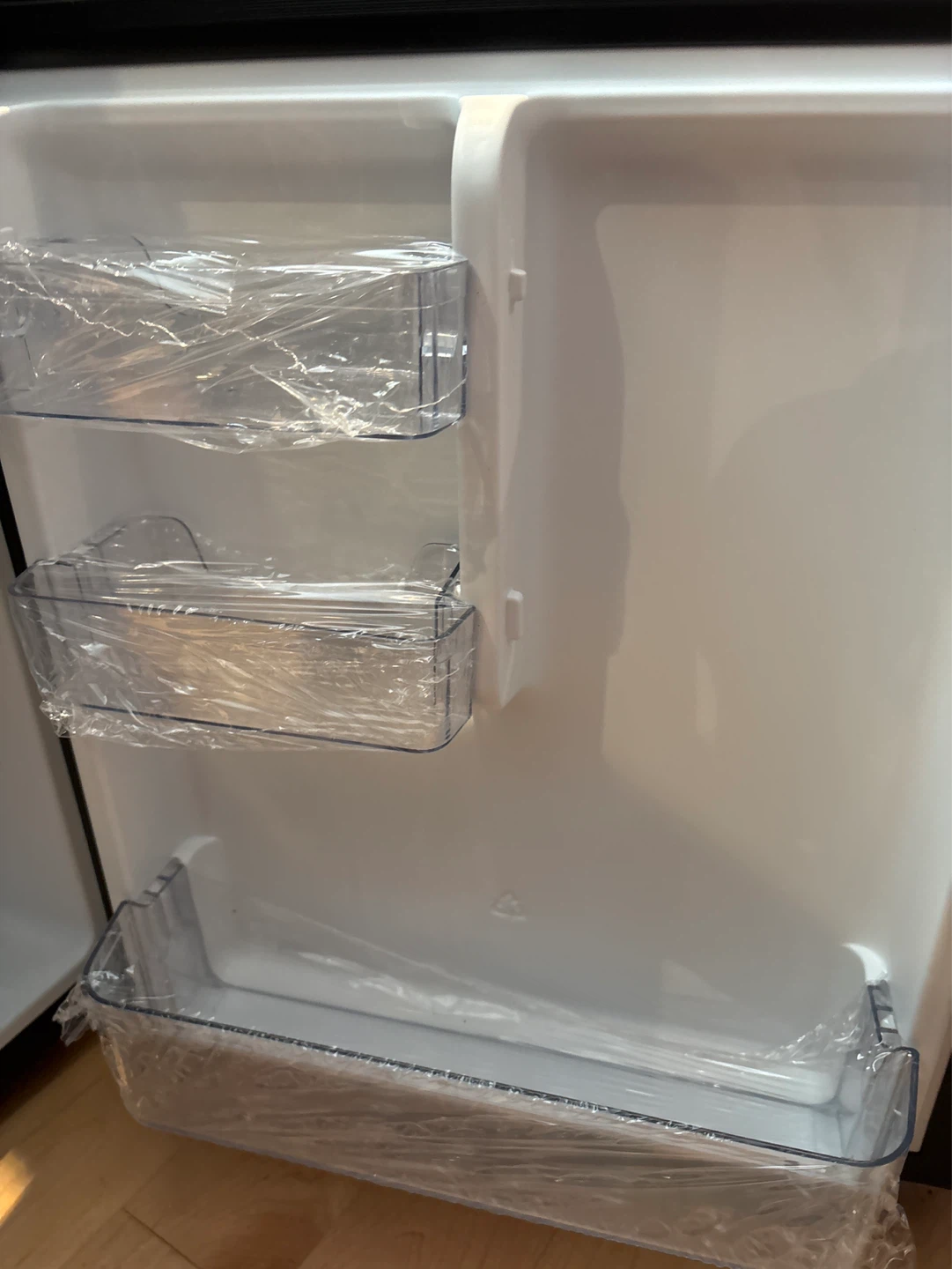 NEW* Mini Fridge/Freezer - photo 3