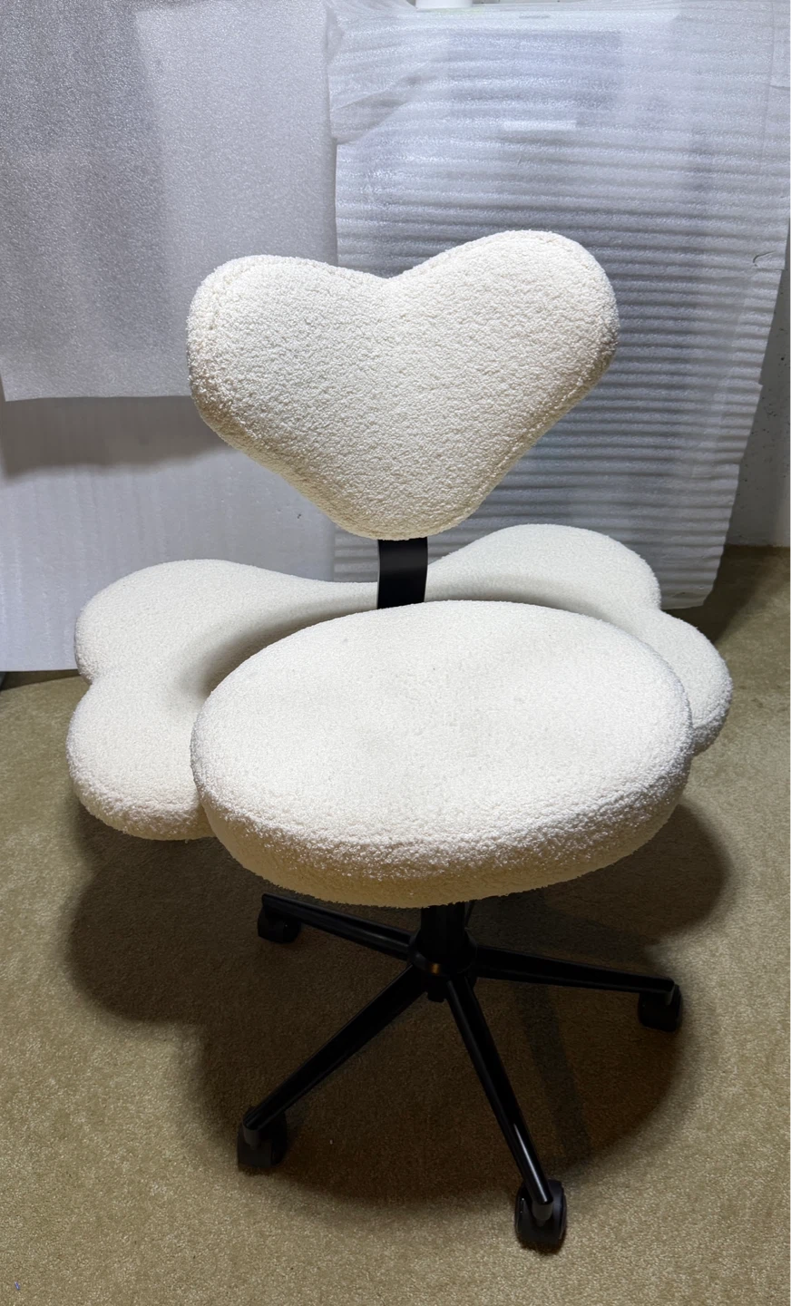 Cream Cross-legged Chair - photo 4