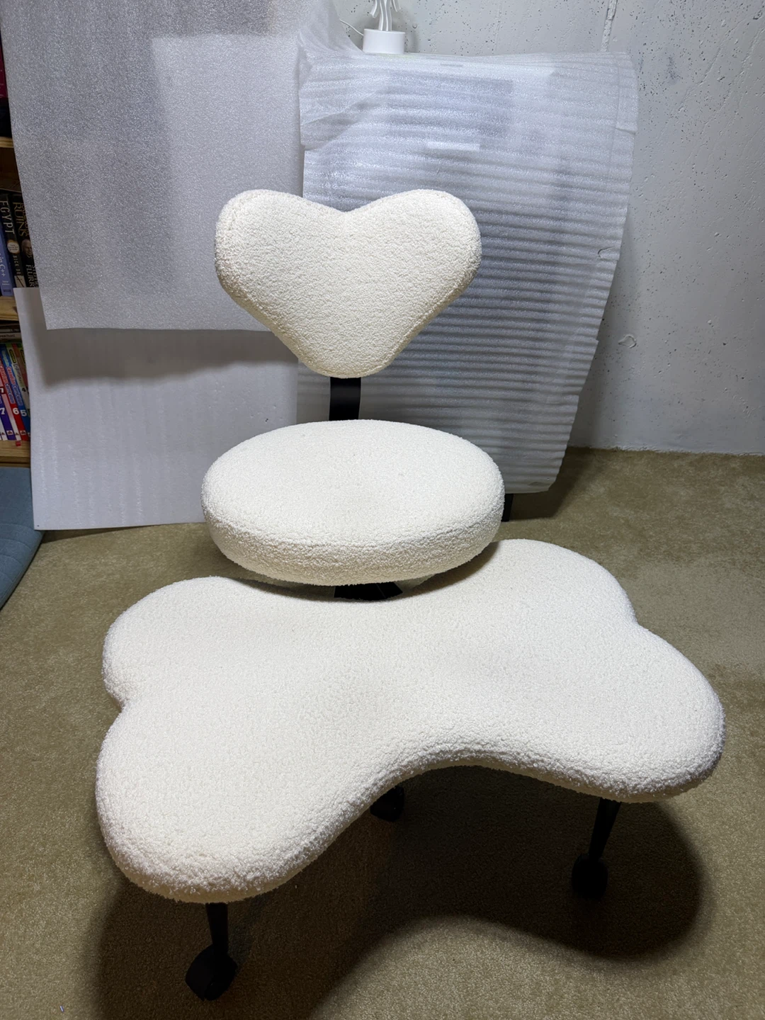 Cream Cross-legged Chair - photo 2