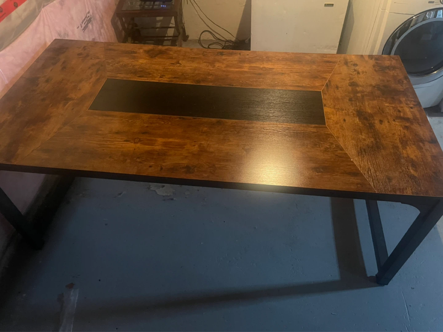 Desk/table