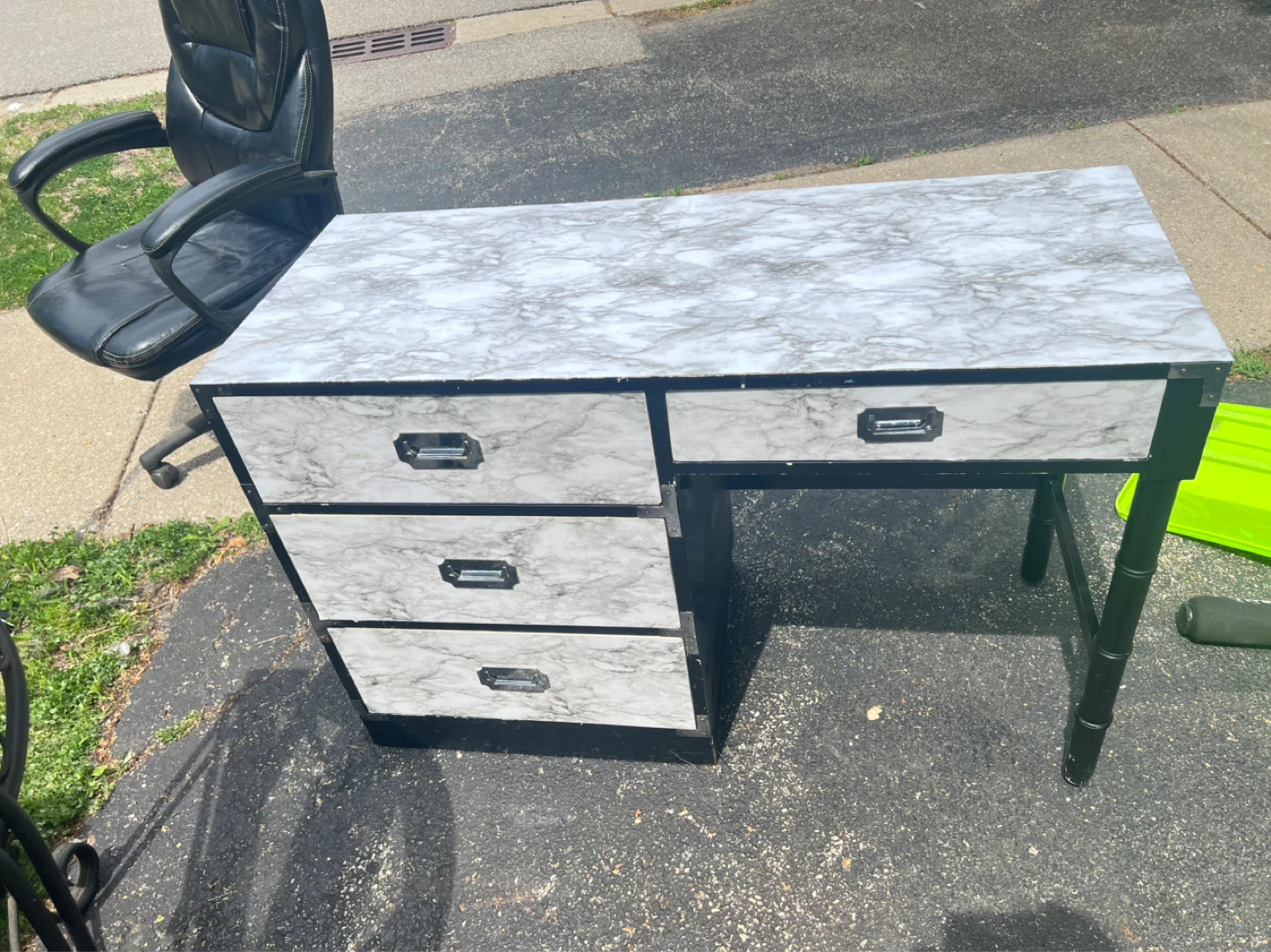Dixie Desk with laminated Marble style Top