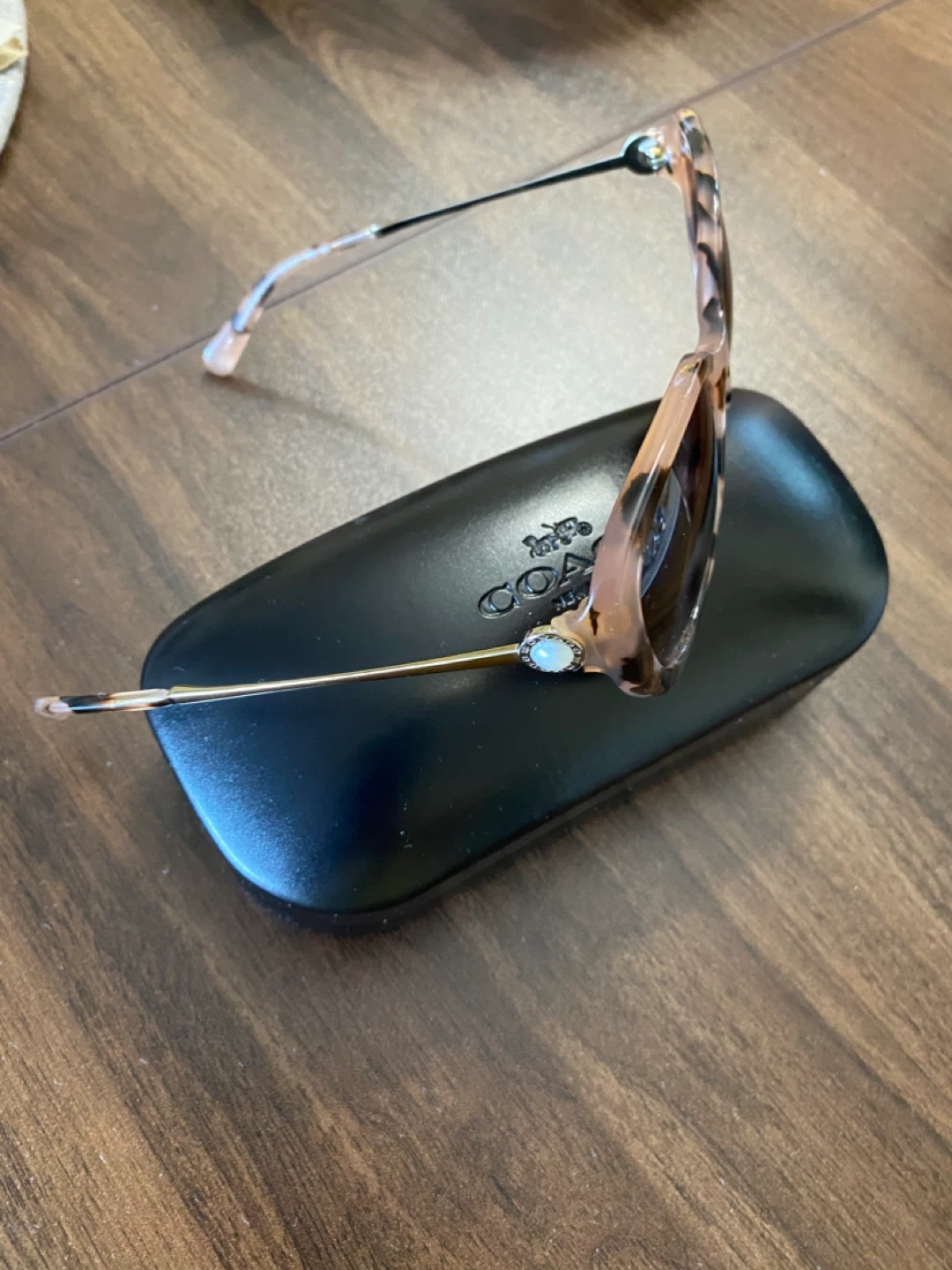 Coach Sunglasses with Case - photo 2