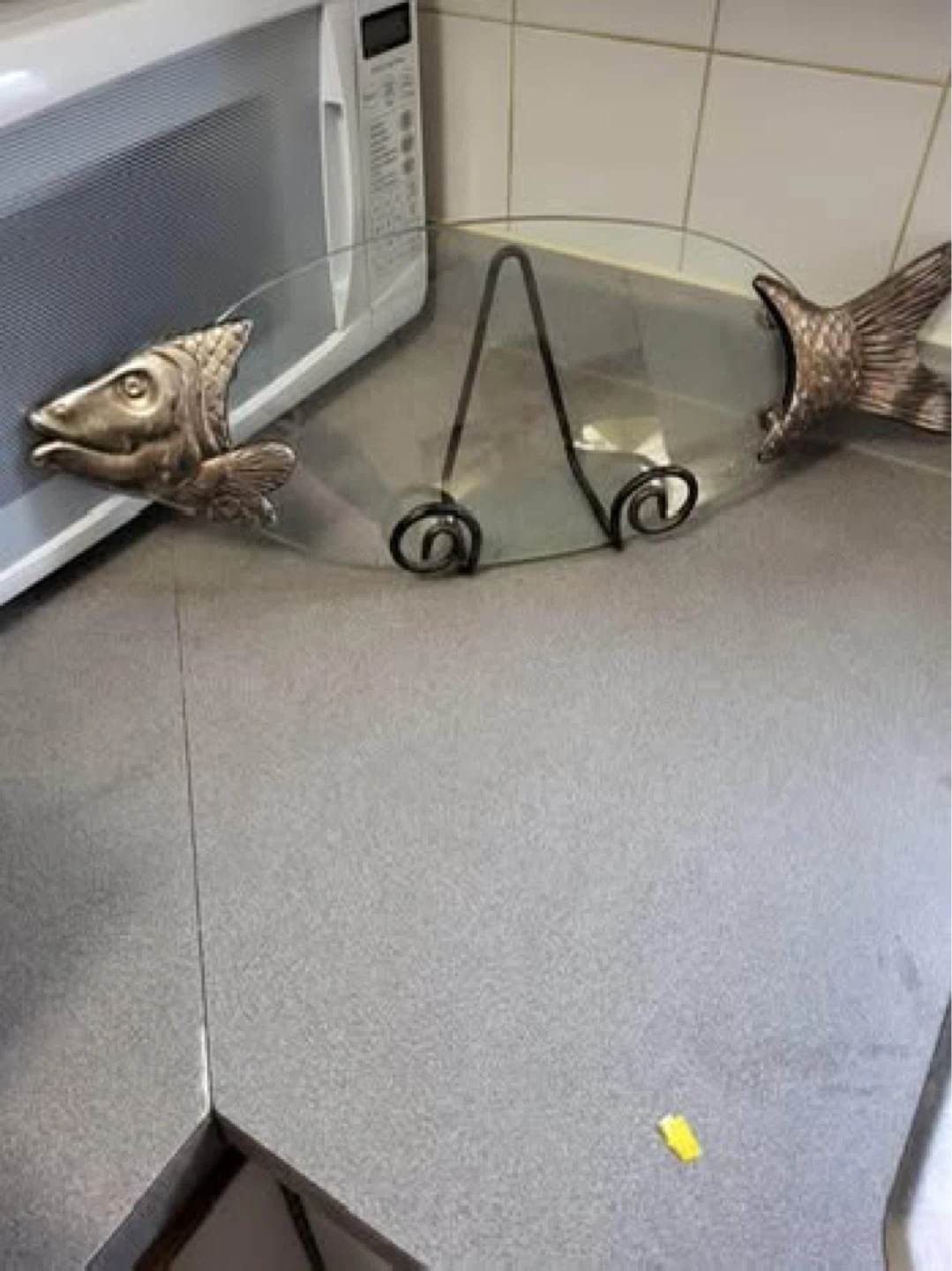 Stunning classic, glass and metal fish serving tray. In. - photo 4