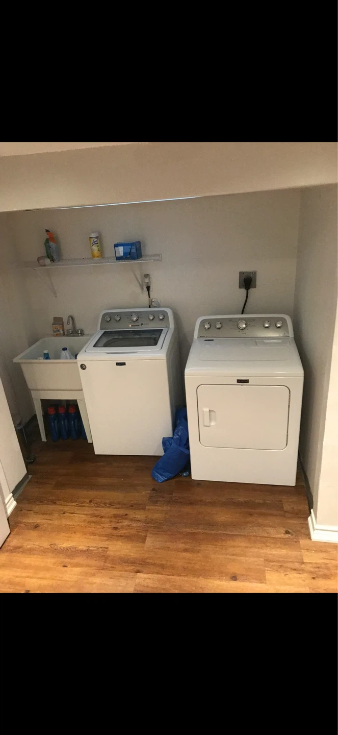 ROOM FOR RENT IN SHARES BASEMENT APARTMENT-Male only - photo 5
