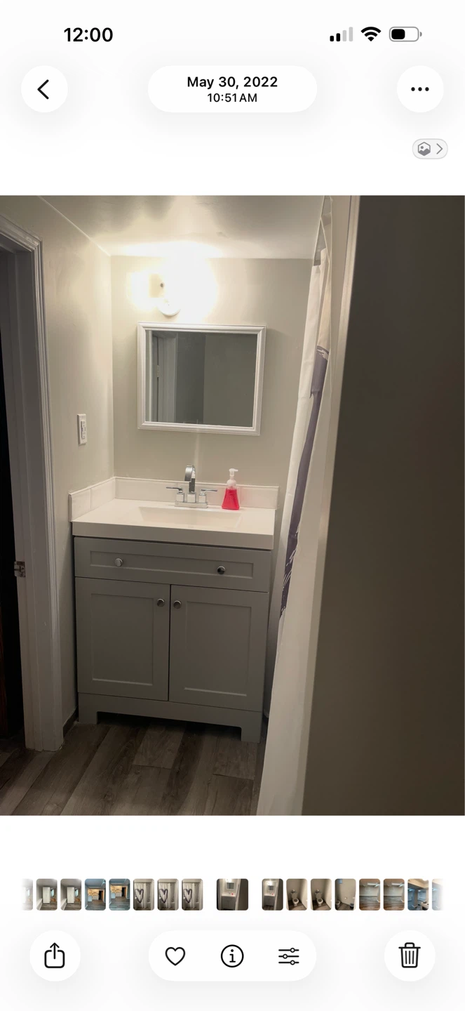 ROOM FOR RENT IN SHARES BASEMENT APARTMENT-Male only - photo 2