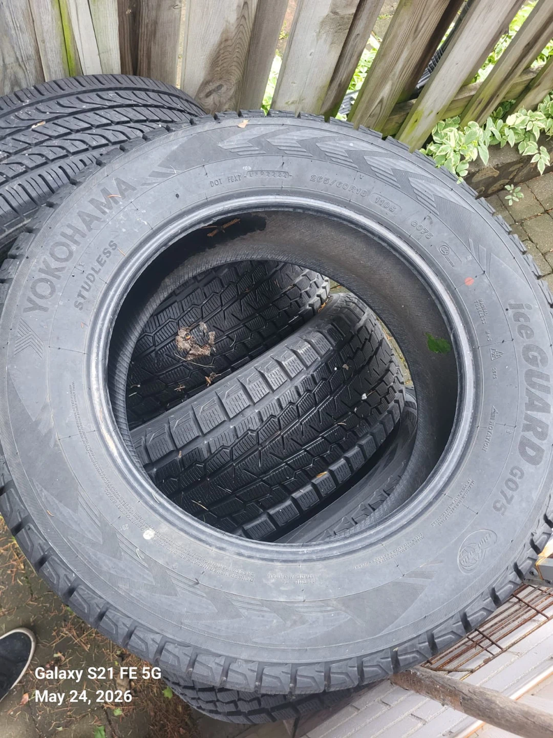 Yokohama IceGUARD G075 Studless Winter Tires 265/60R18 - photo 5