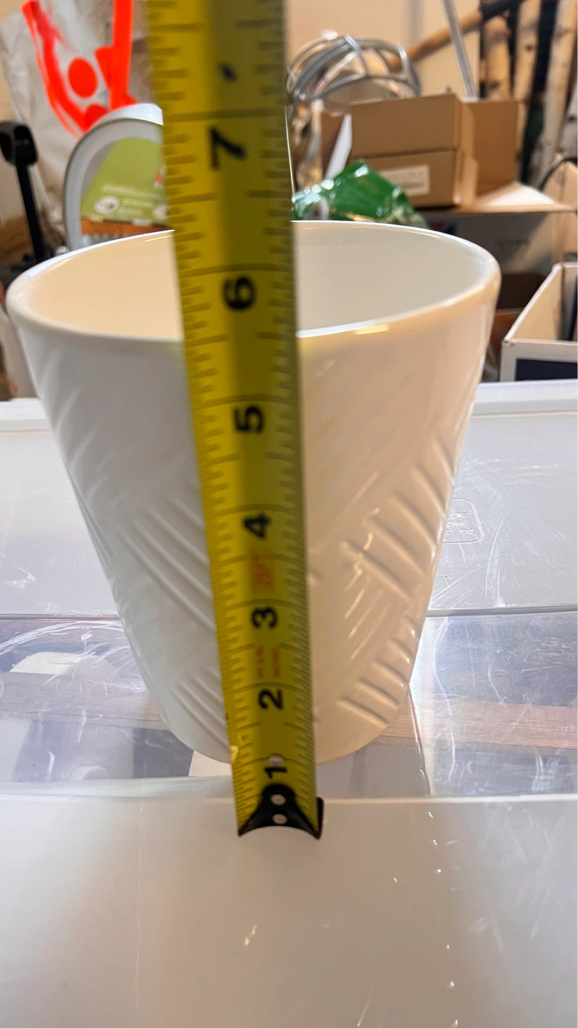 White Ceramic Planter Pot - photo 2