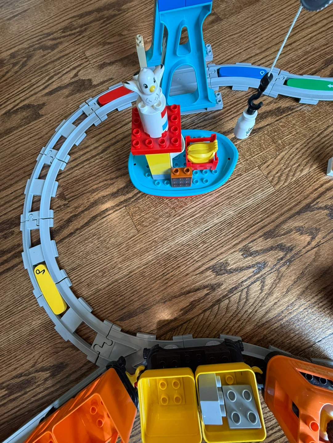 LEGO DUPLO Cargo Train Set 10875 - photo 4