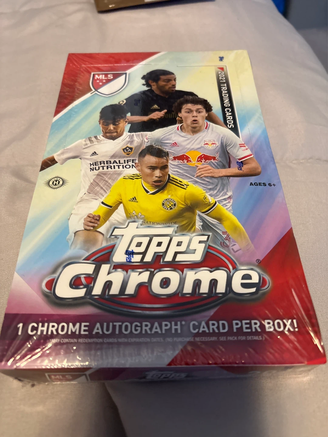 Soccer box 2021 Topps Chrome MLS Soccer Trading Card Box