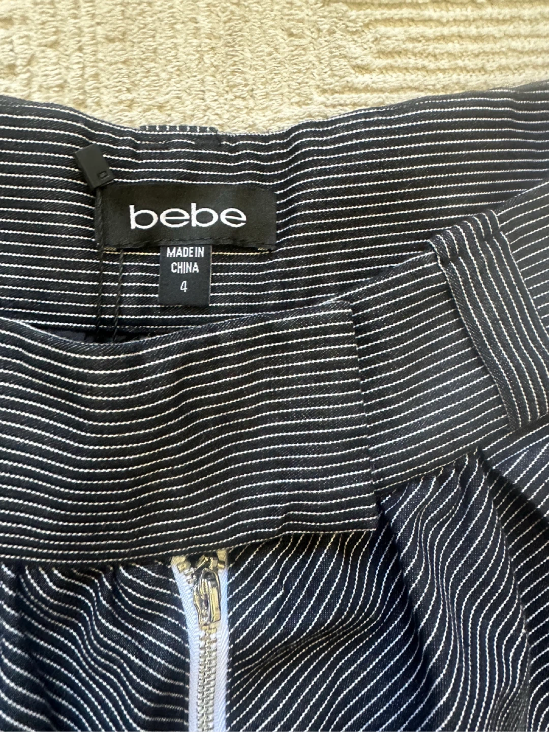 Y2K Bebe Pinstripe Skirt Size 4 - photo 2