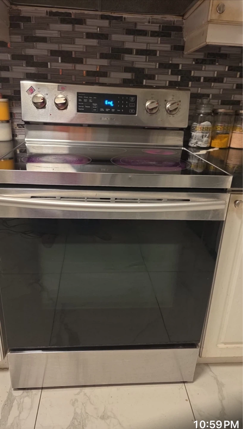 Samsung Electric Range - photo 2