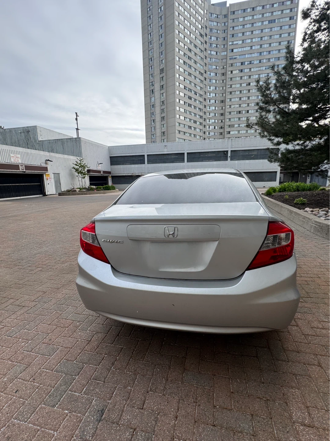 Silver Honda Civic Sedan - photo 4