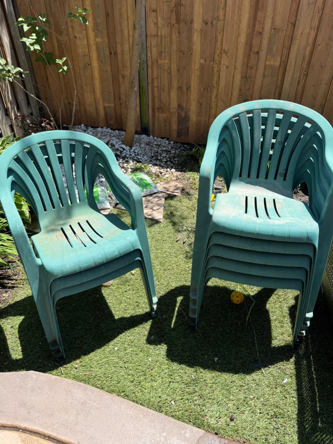 Green Plastic Patio Chairs