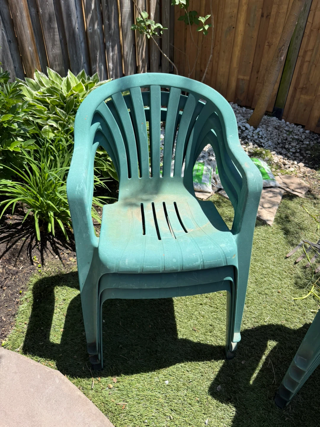 Green Plastic Patio Chairs - photo 3