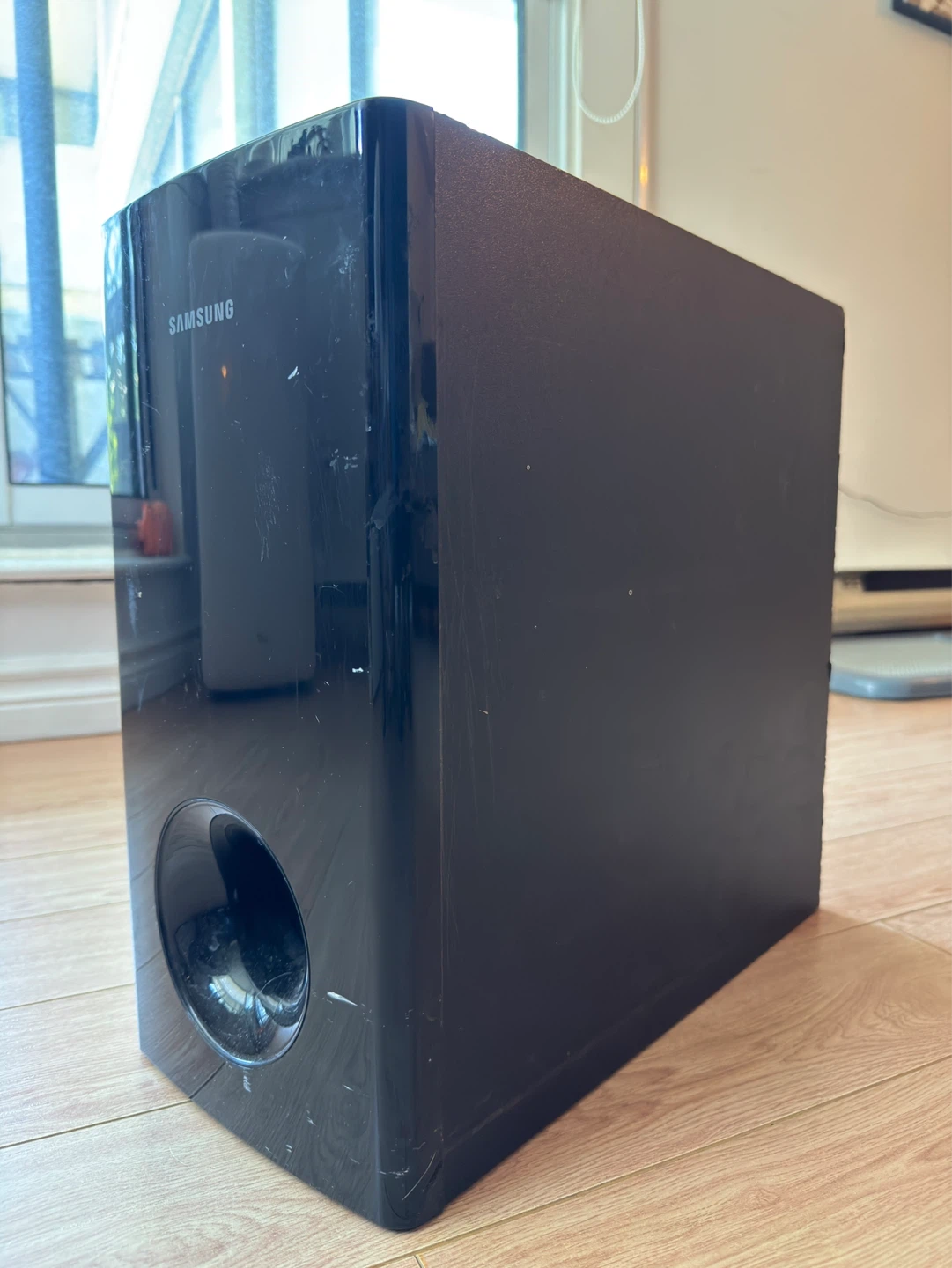 Samsung Soundbar and Speaker System - photo 5