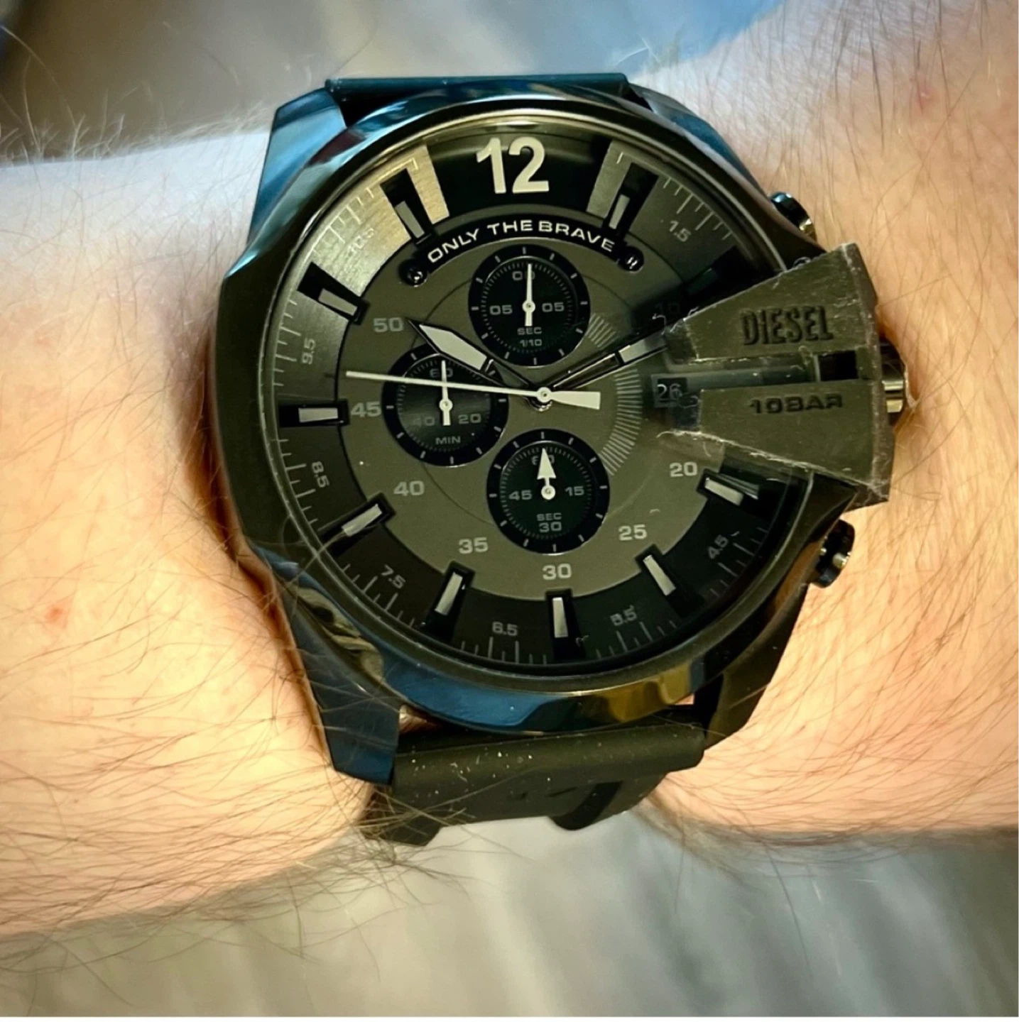 Like New! Diesel Mega Chief Stainless Steel/Silicone Blackout - photo 3