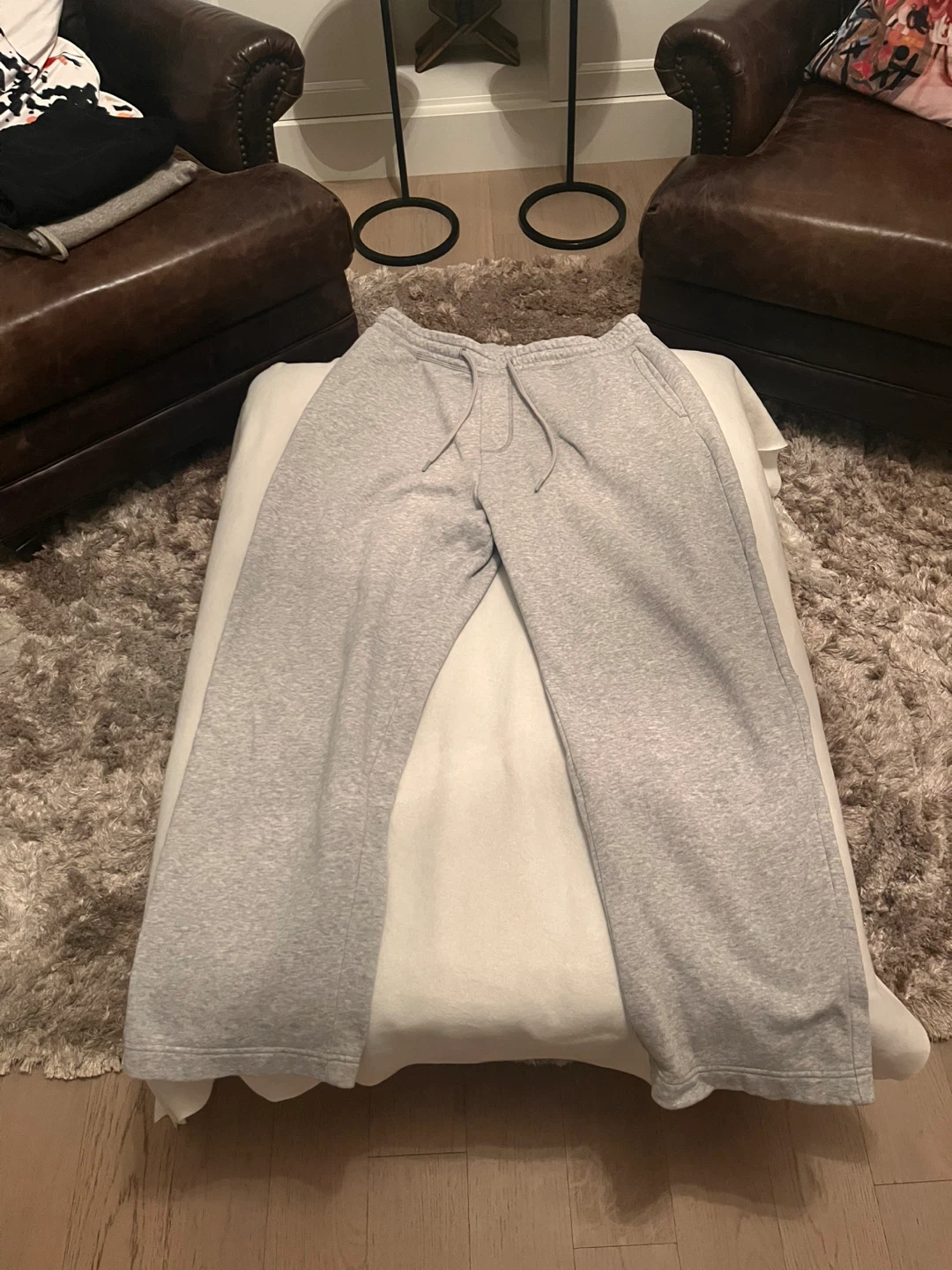 Hollister Grey Sweatpants - Size L - photo 2