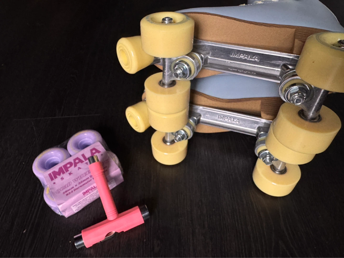 Impala Roller Skates - Size 7 - photo 4