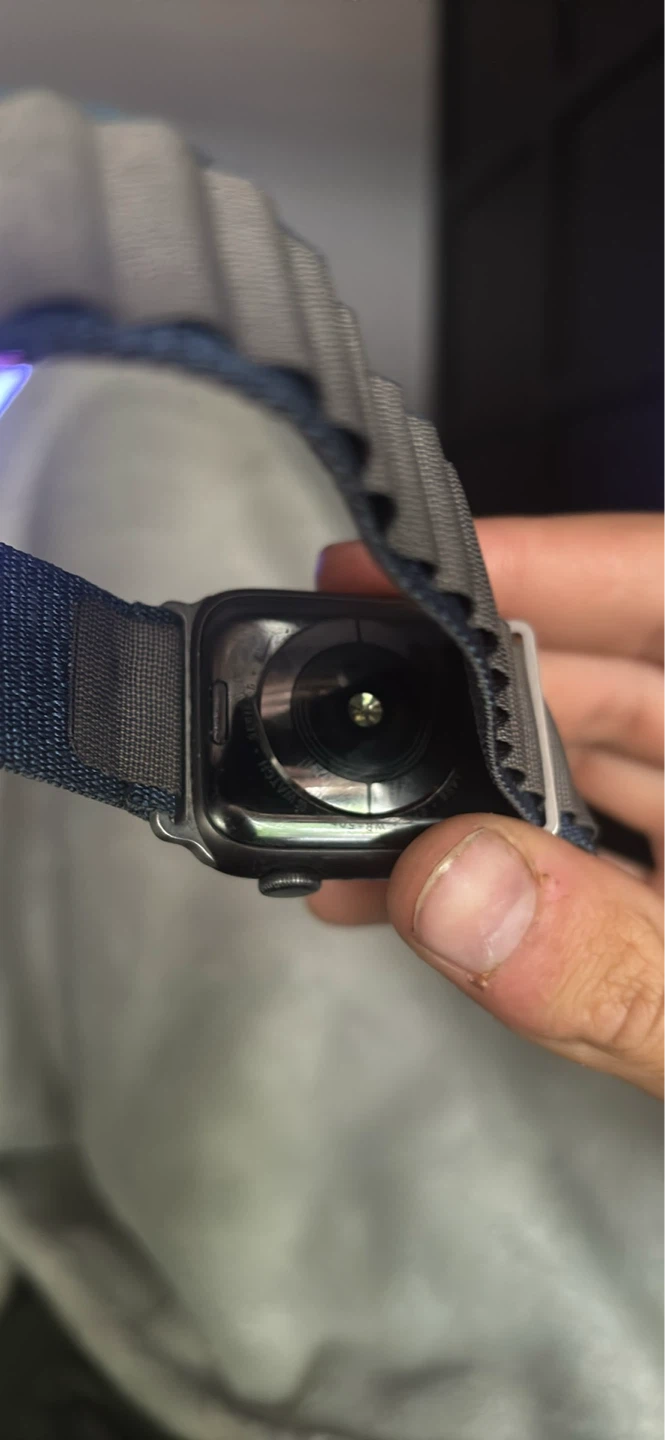 Apple Watch Series 5 - photo 2