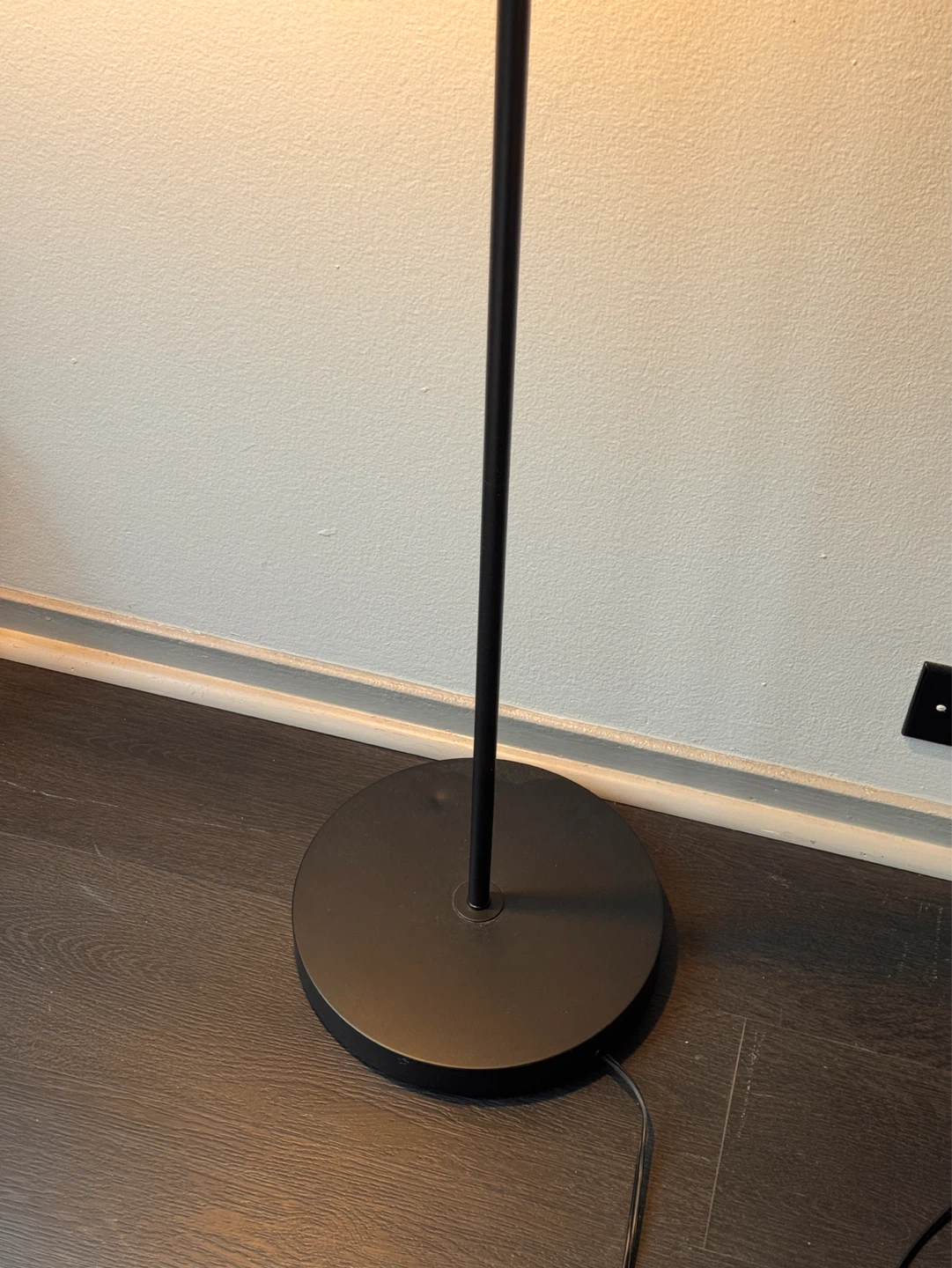 Black Floor Lamp with Fabric Shade - photo 3