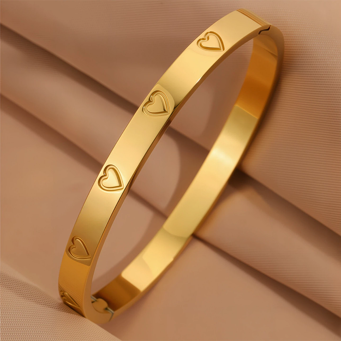 18K Gold Plated Heart Bangle