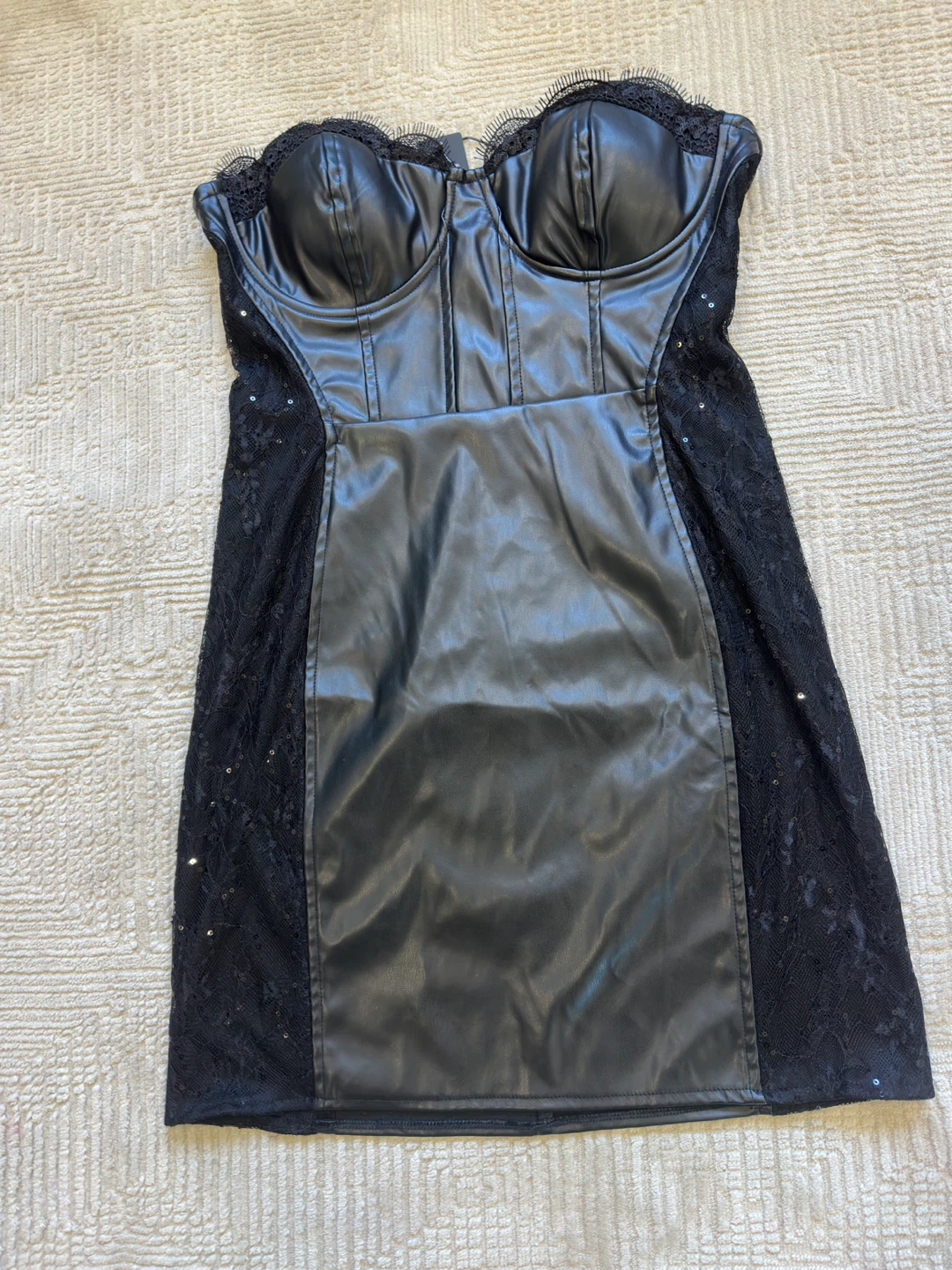 New Fashion Nova strapless faux leather and lace dress - photo 2