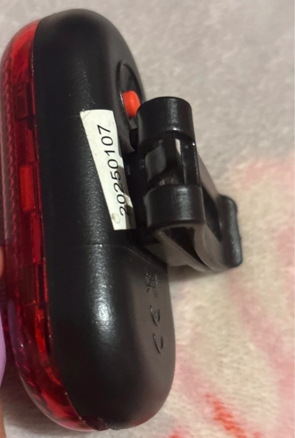 Supercycle 10-Lumen Rear Bike Light - photo 3