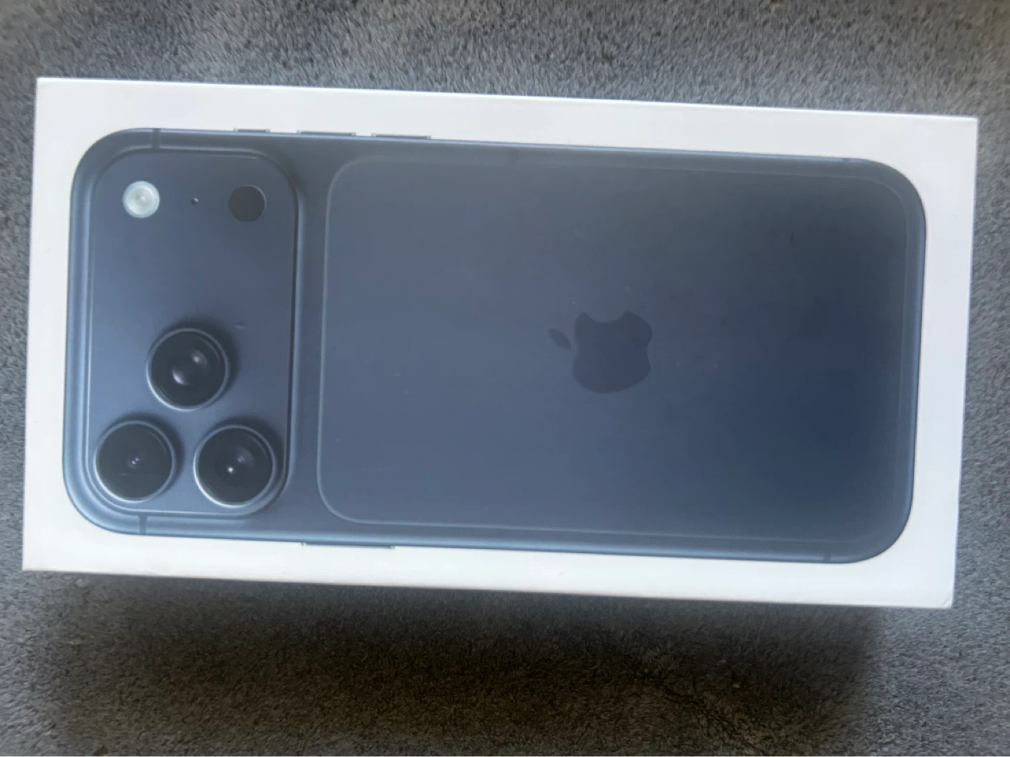 iPhone 17 pro max 2TB