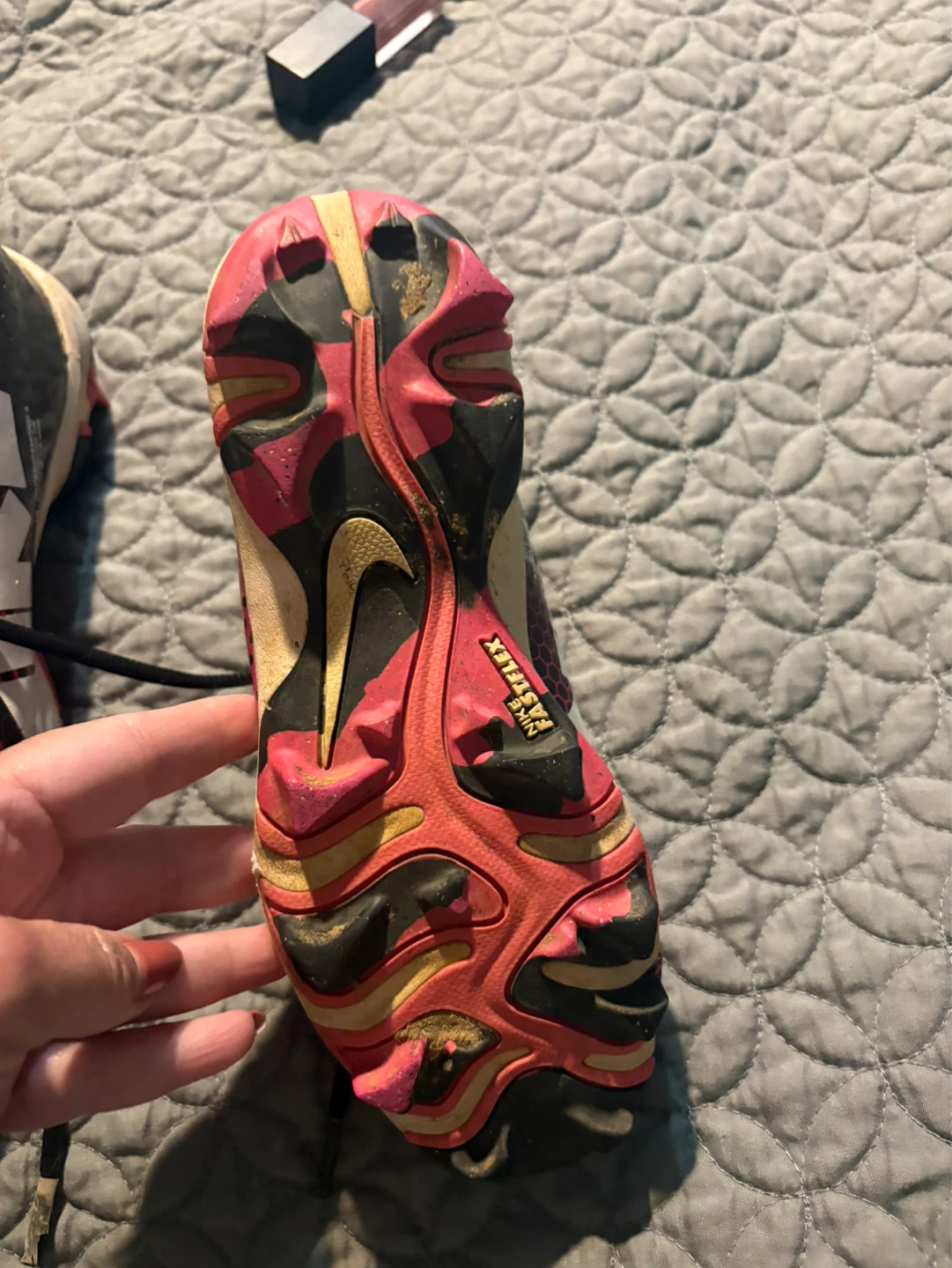 Girls Nike softball or soccer cleats size 3 - photo 3