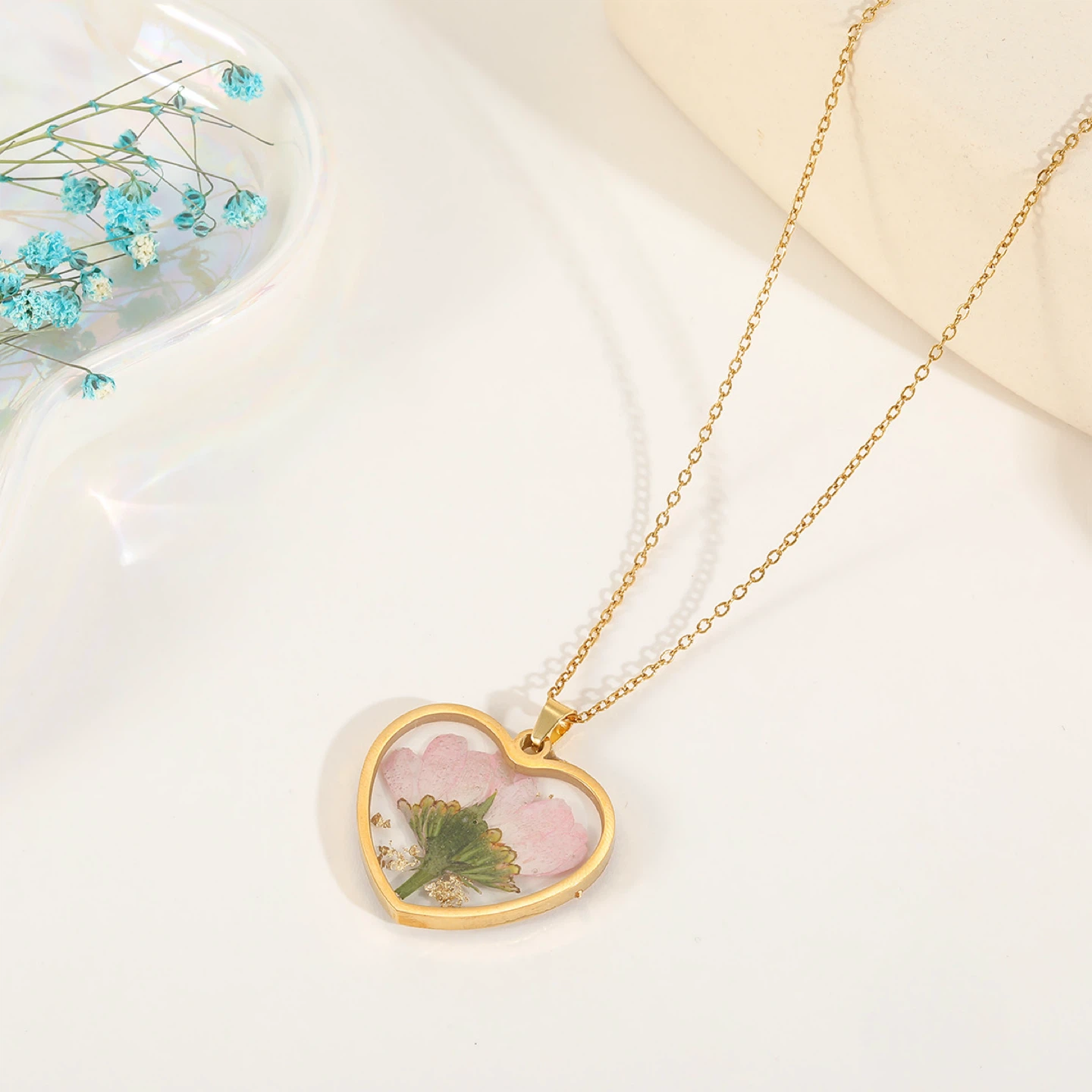 Floral Heart Pendant Necklace - photo 2
