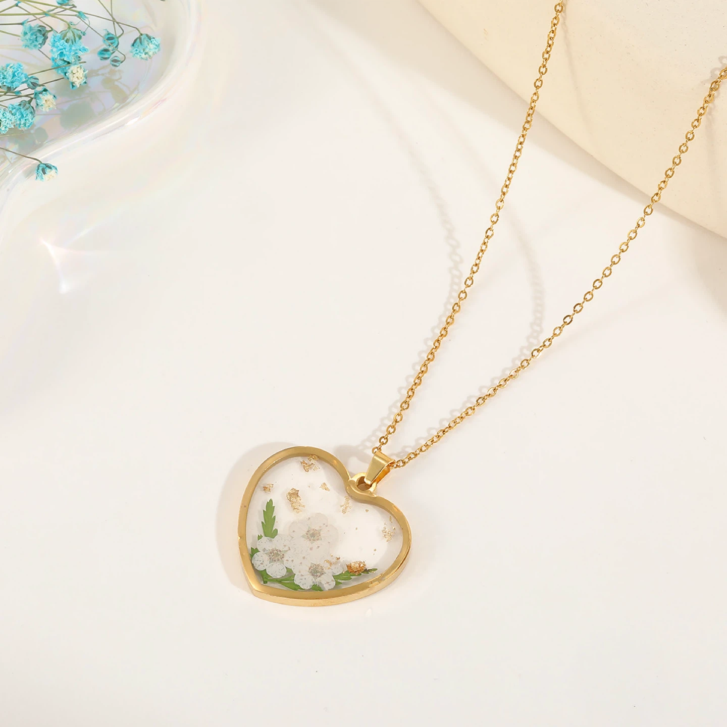 Floral Heart Pendant Necklace