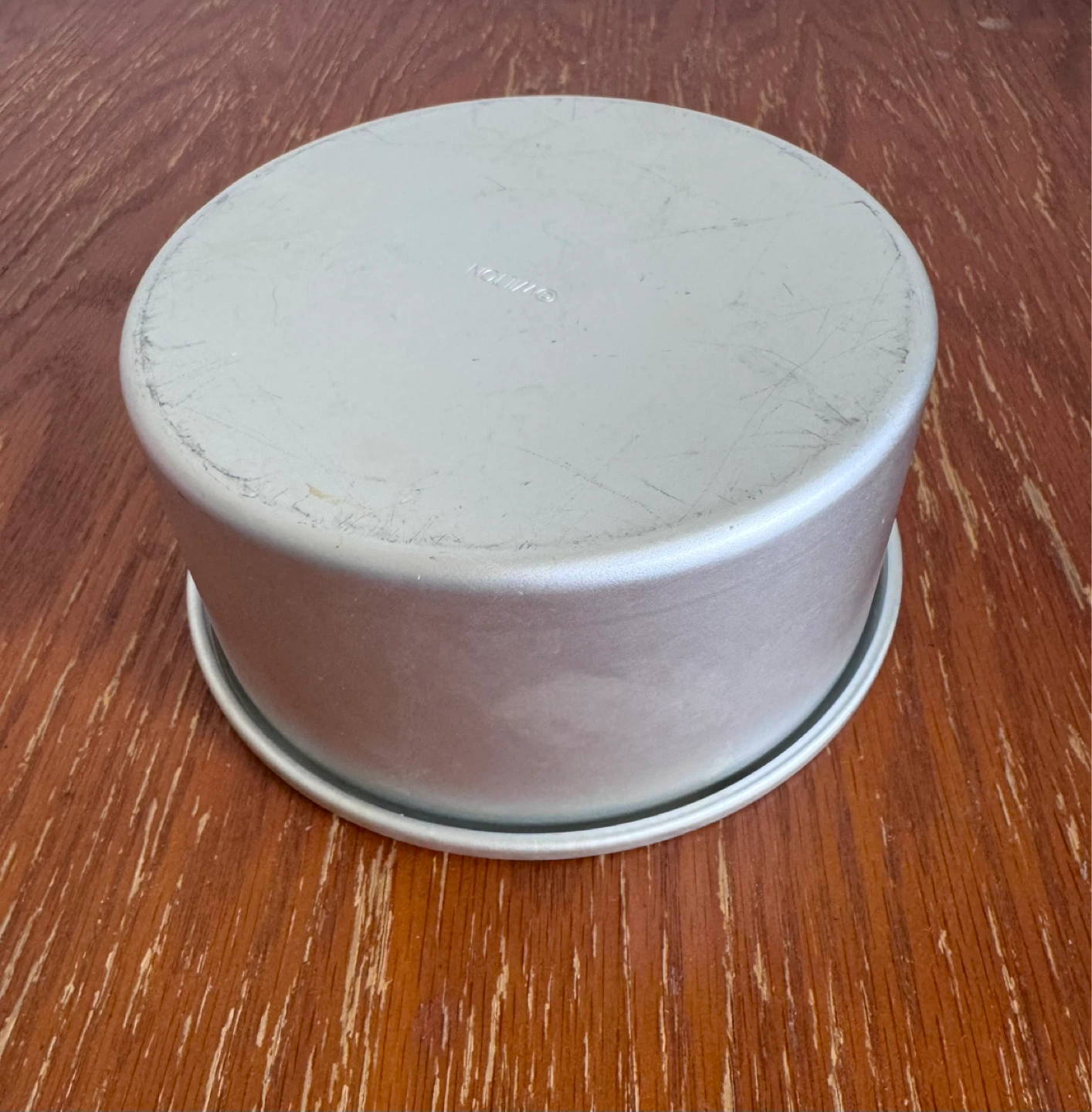 Round Aluminum Cake Pan - photo 3