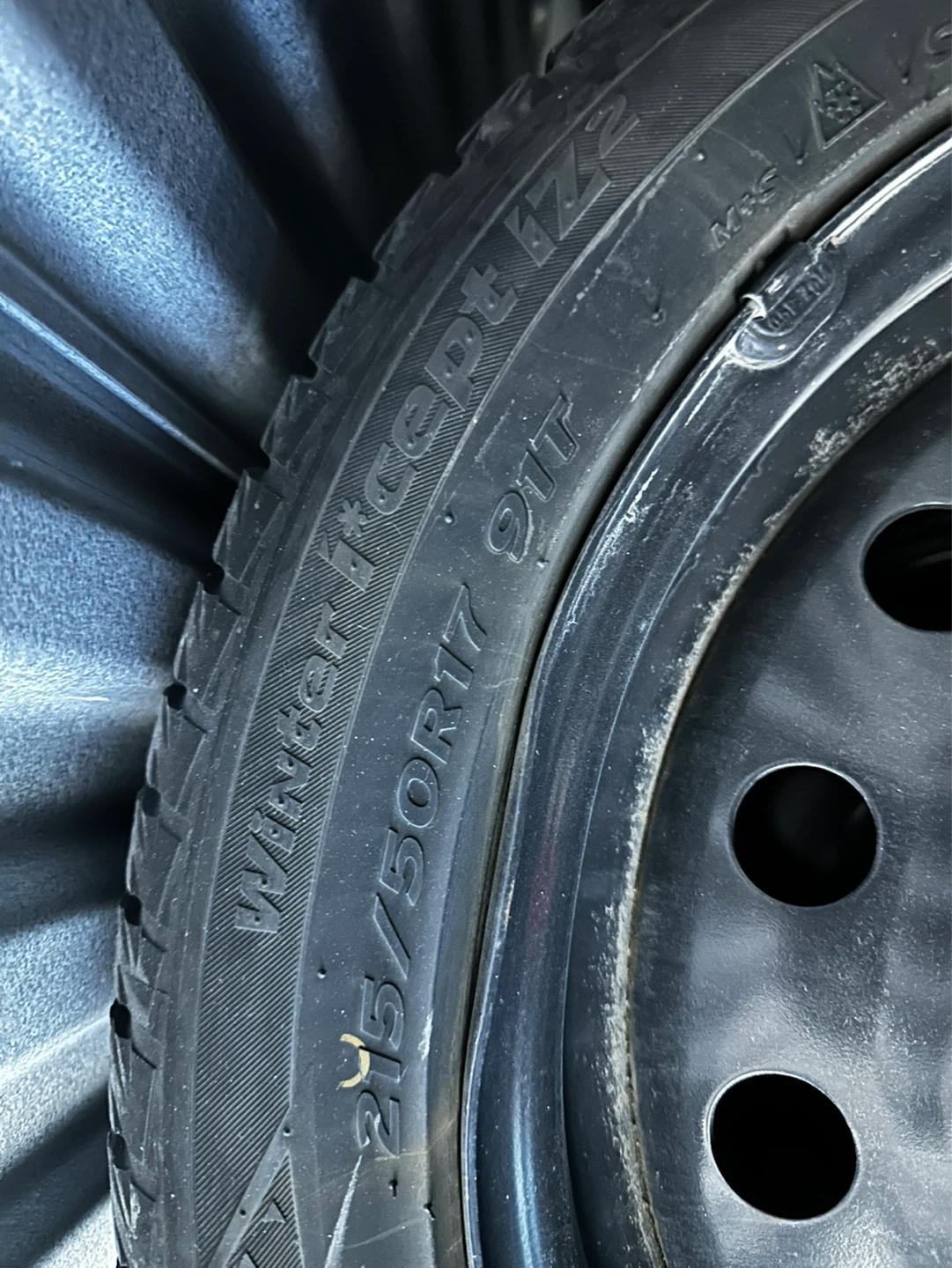 Hankook Winter Tires (Set of 4) with steel rim - photo 2