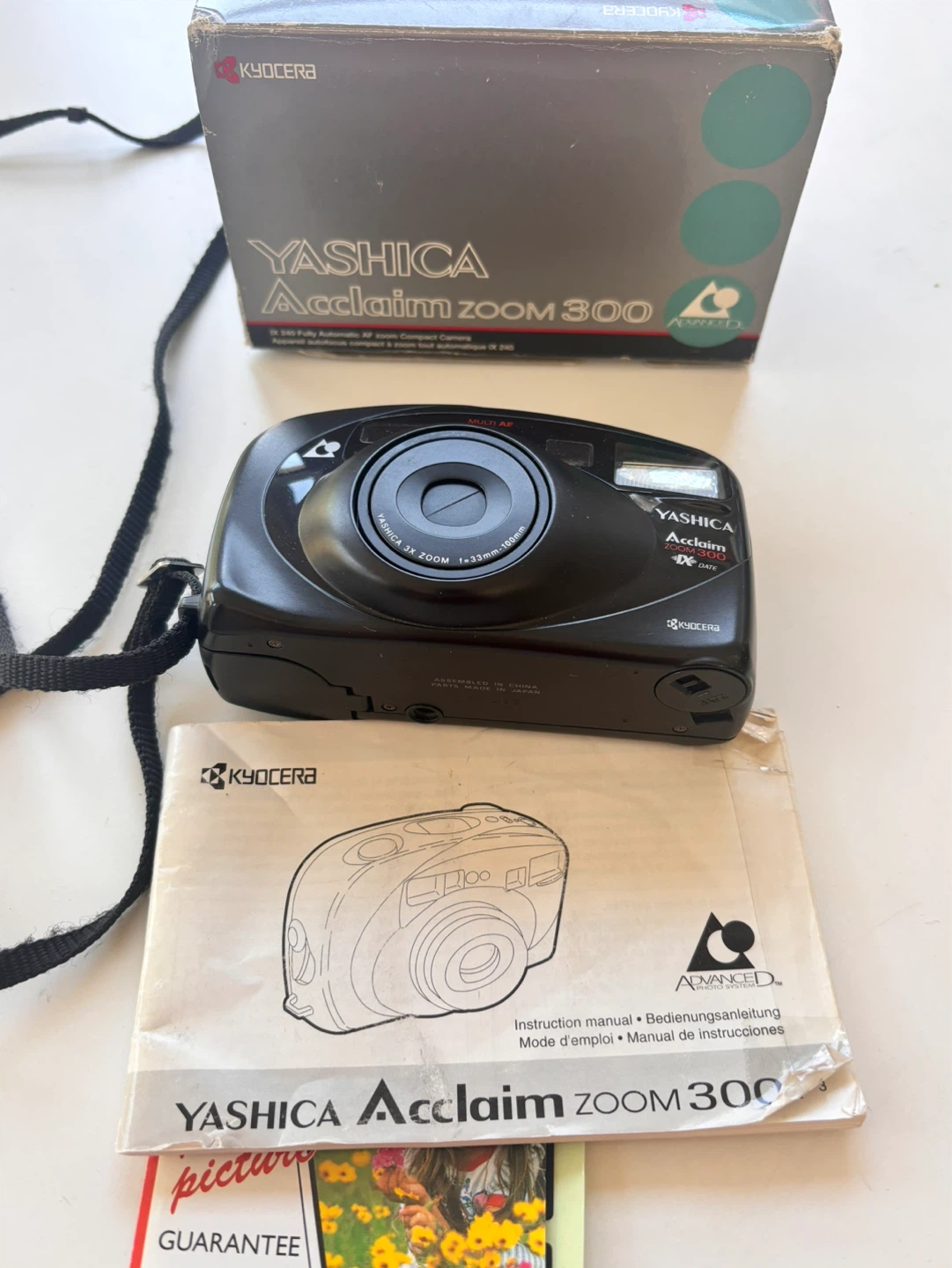 Yashica Acclaim Zoom 300 IX 240 Camera