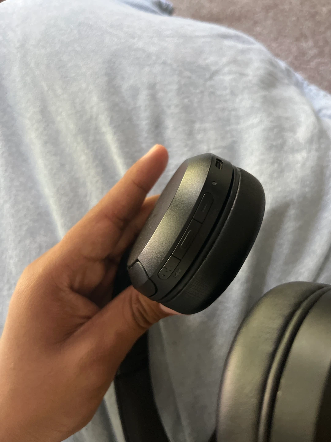 Sony Headphones - photo 4
