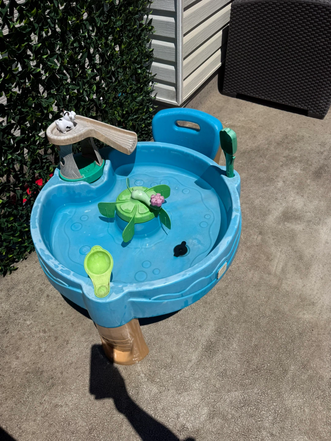 Water table + chair - photo 3