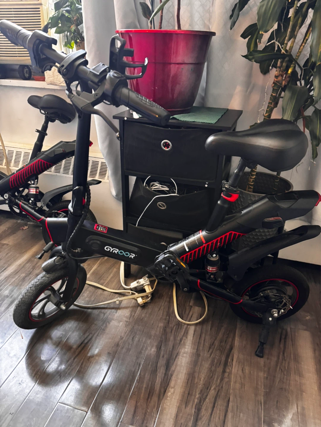 gyroor fold up ebike electronic with charger - photo 3