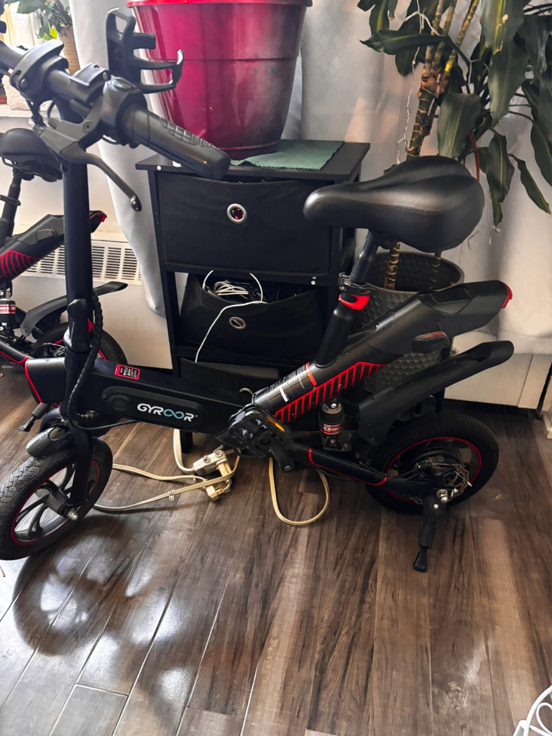 gyroor fold up ebike electronic with charger - photo 2