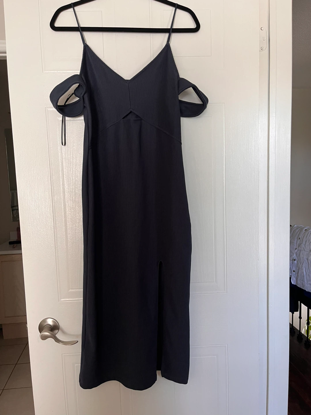 TOPSHOP Navy Ribbed Cold Shoulder Midi Dress