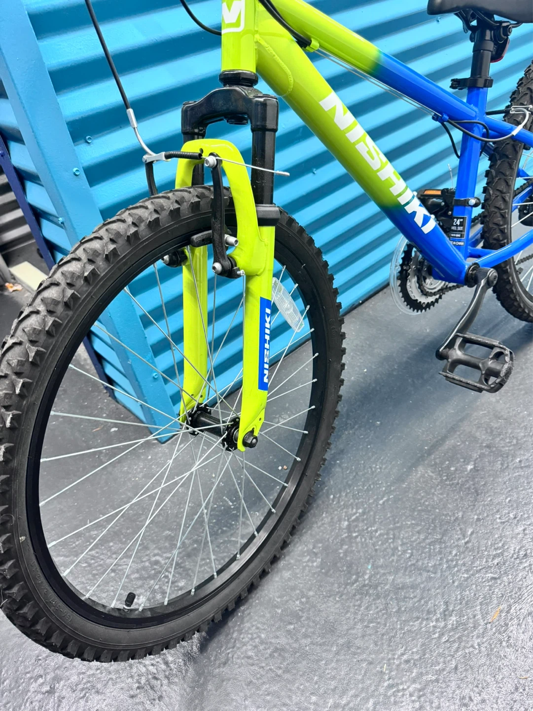 Nishiki Boys' 24" Mountain Bike - photo 3