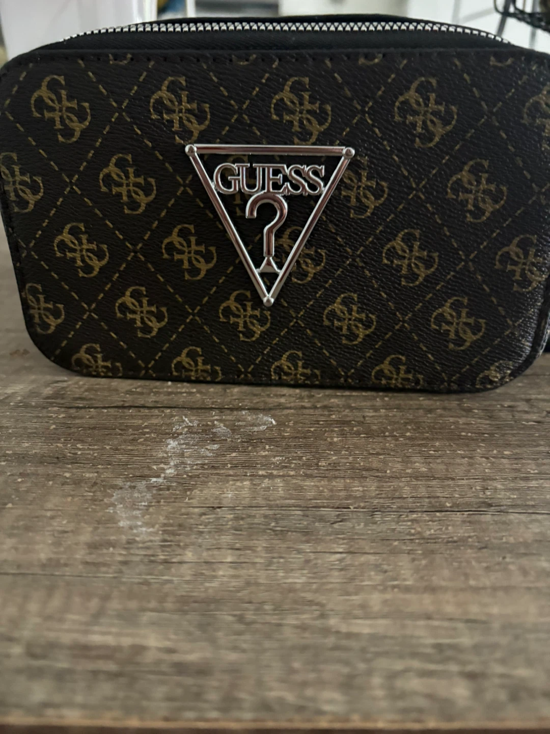 Guess crossbody bag with logo strap - photo 3