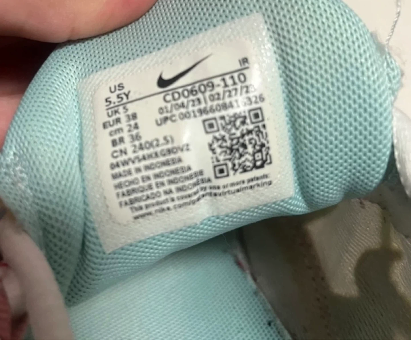 Nike Air Max Plus Sneakers - US 5.5 woman’s - photo 4