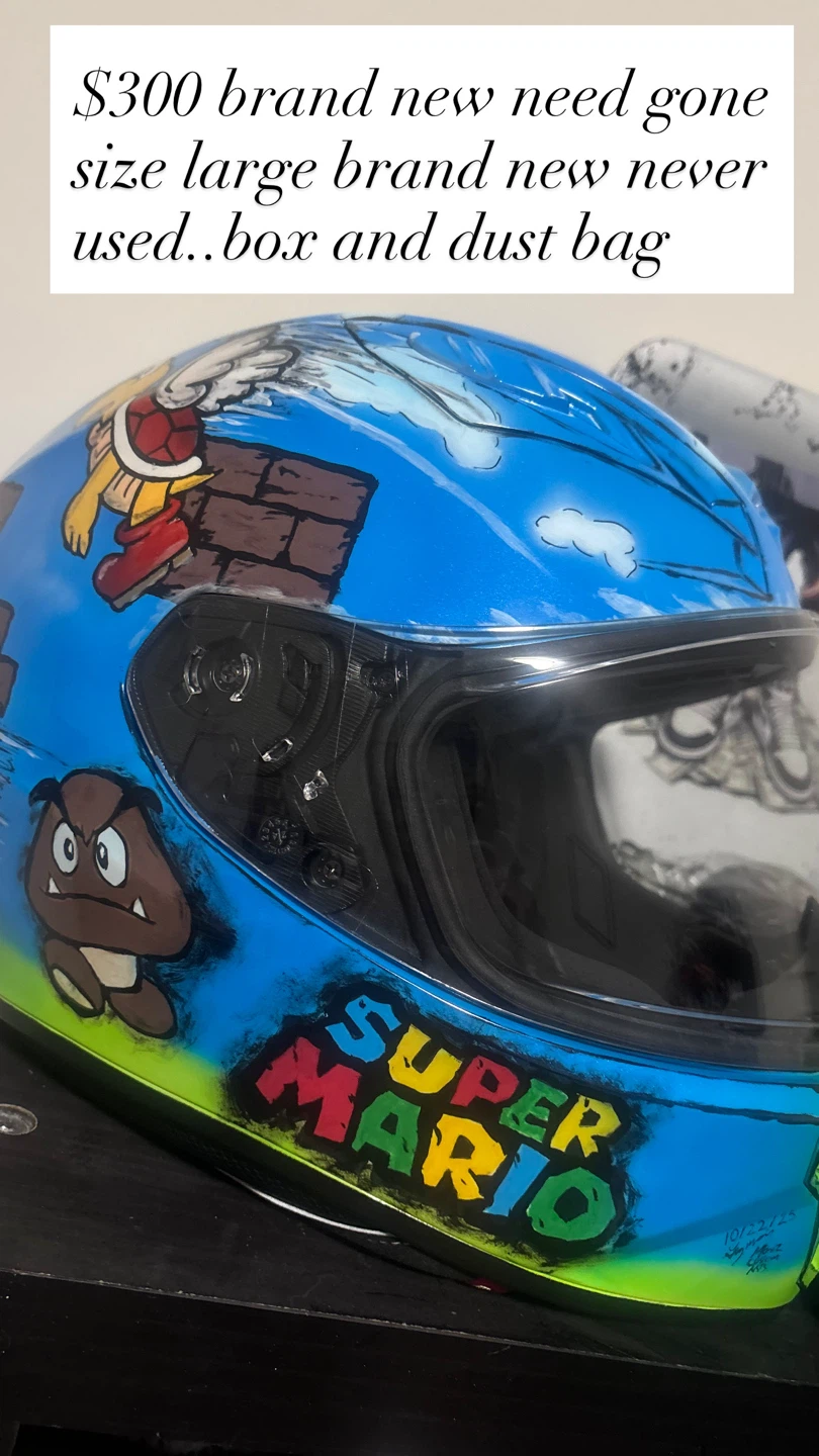 Motorcycle helmet