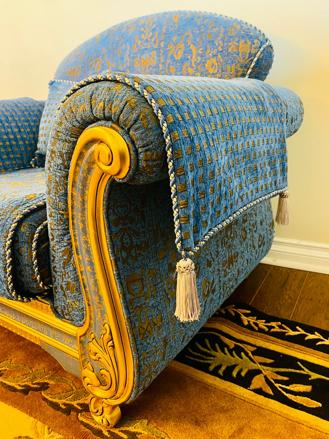 Luxury European style baroque armchair - photo 4