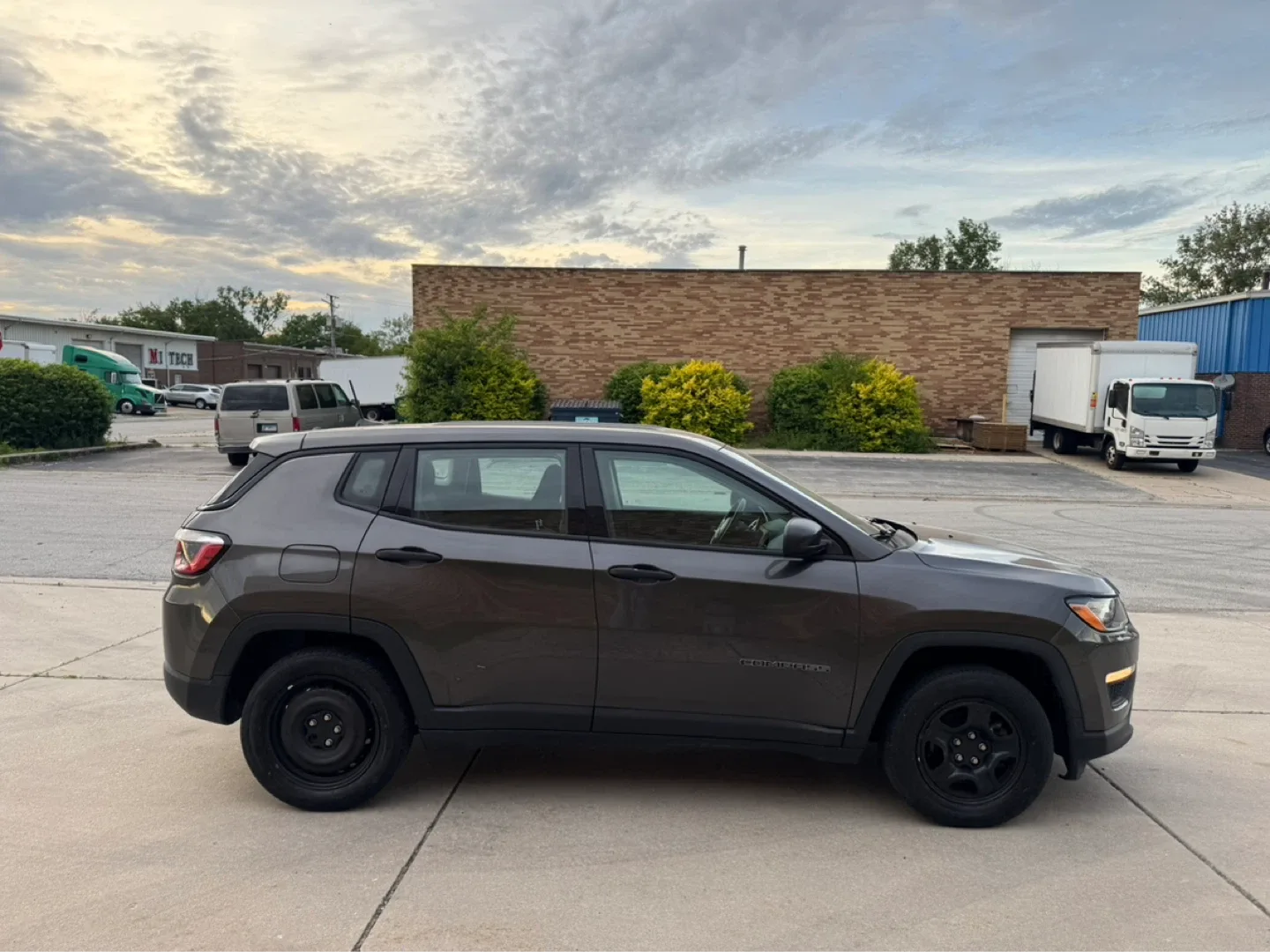 2018 Jeep Compass Sport SUV - photo 2