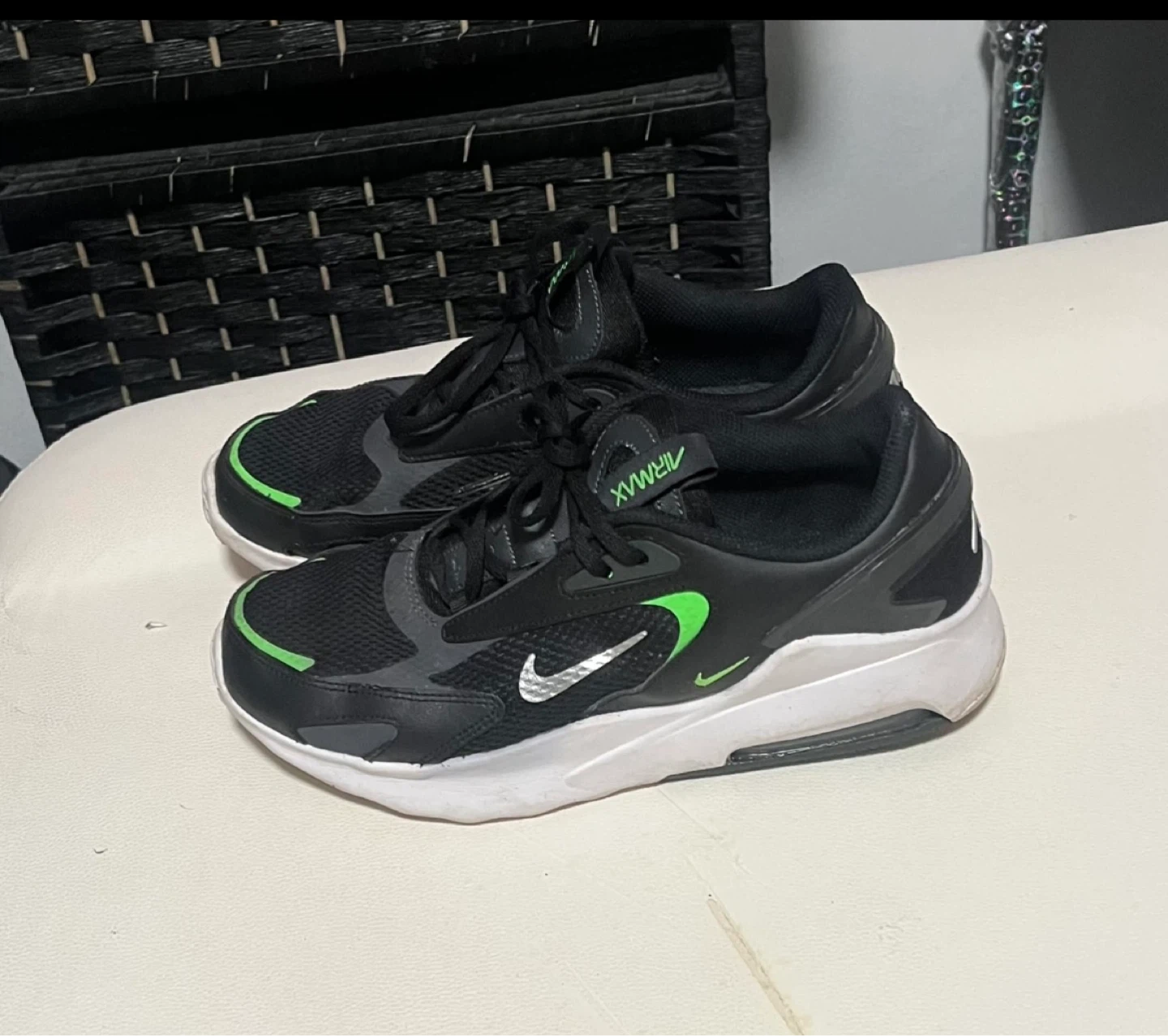 Nike Air Max 200 Black Green Shoes size 7 men - photo 2